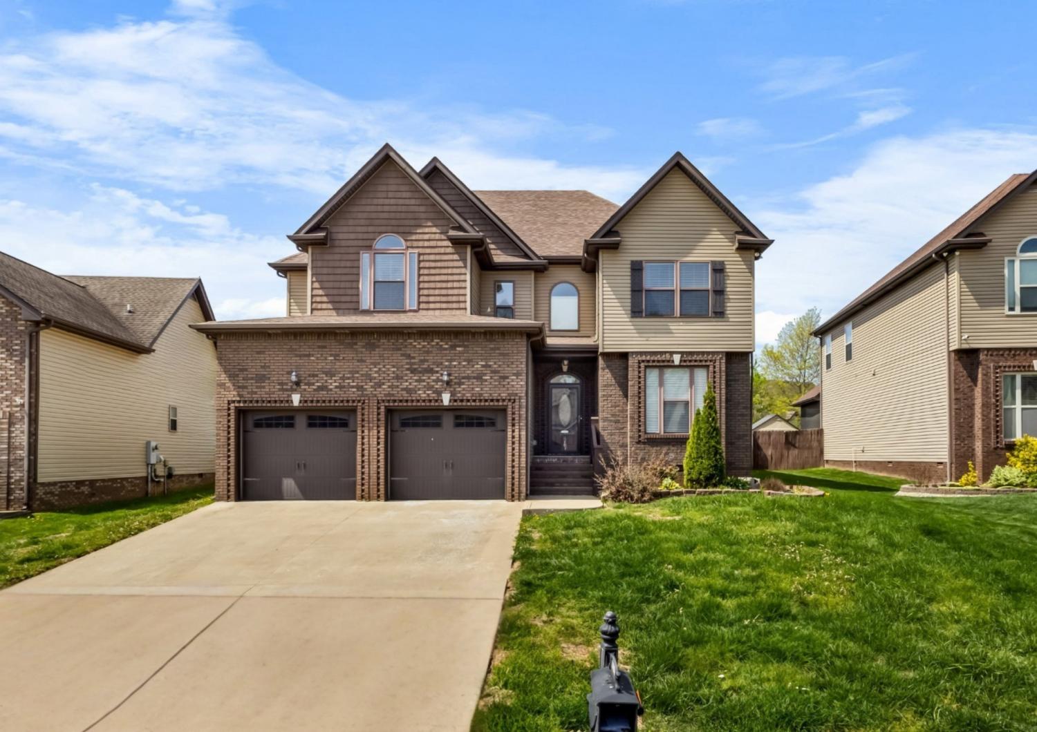 1685-Apache-Way For Sale