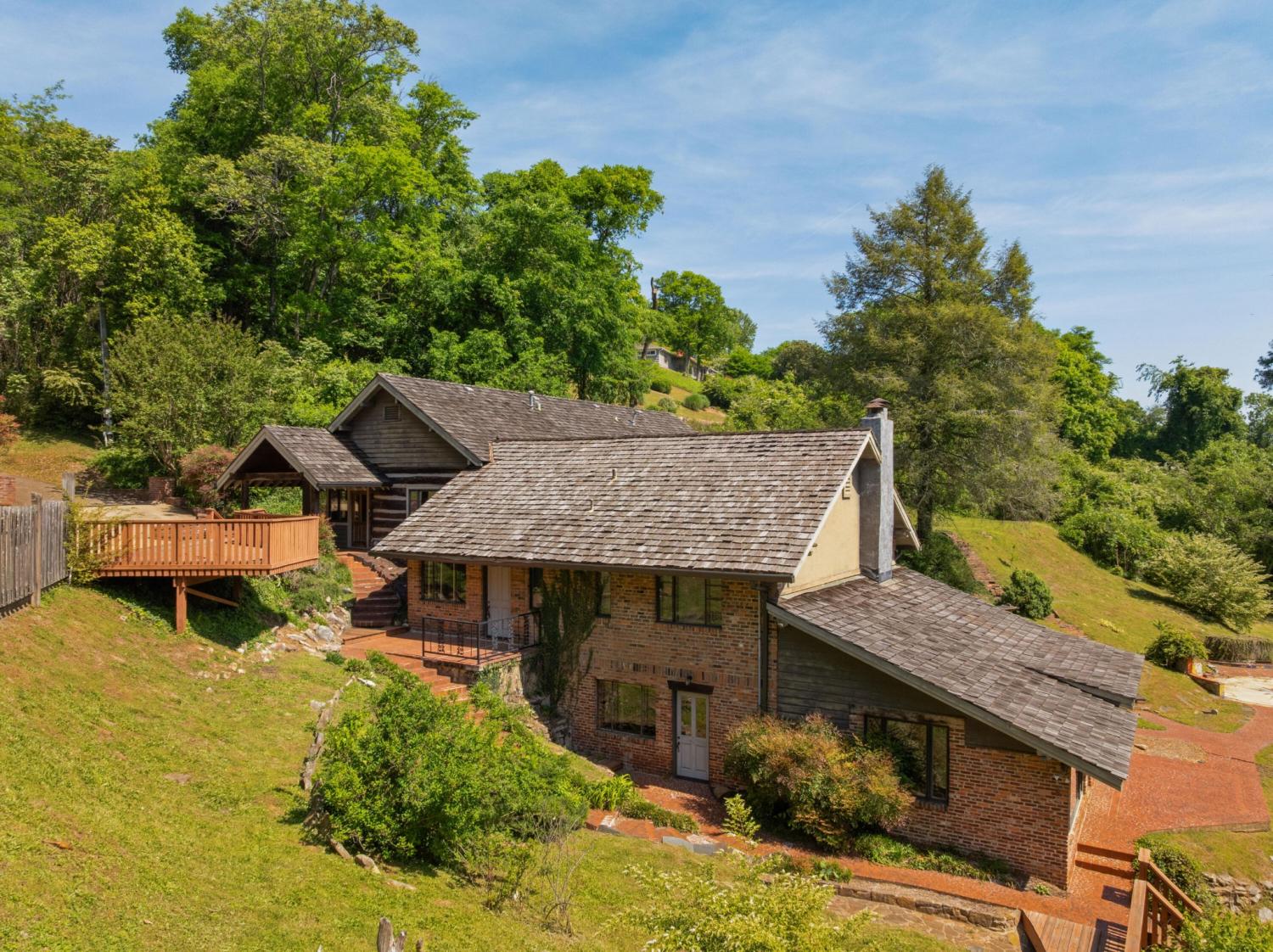 2910-Crest-Terrace-Drive For Sale