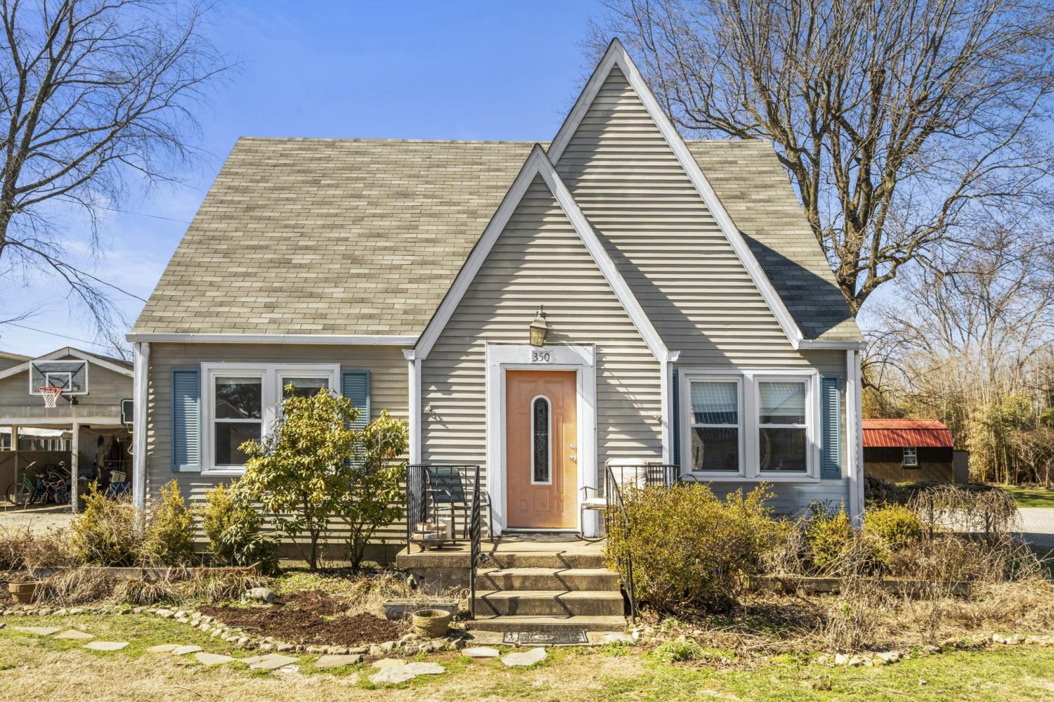 350-Portland-Blvd For Sale