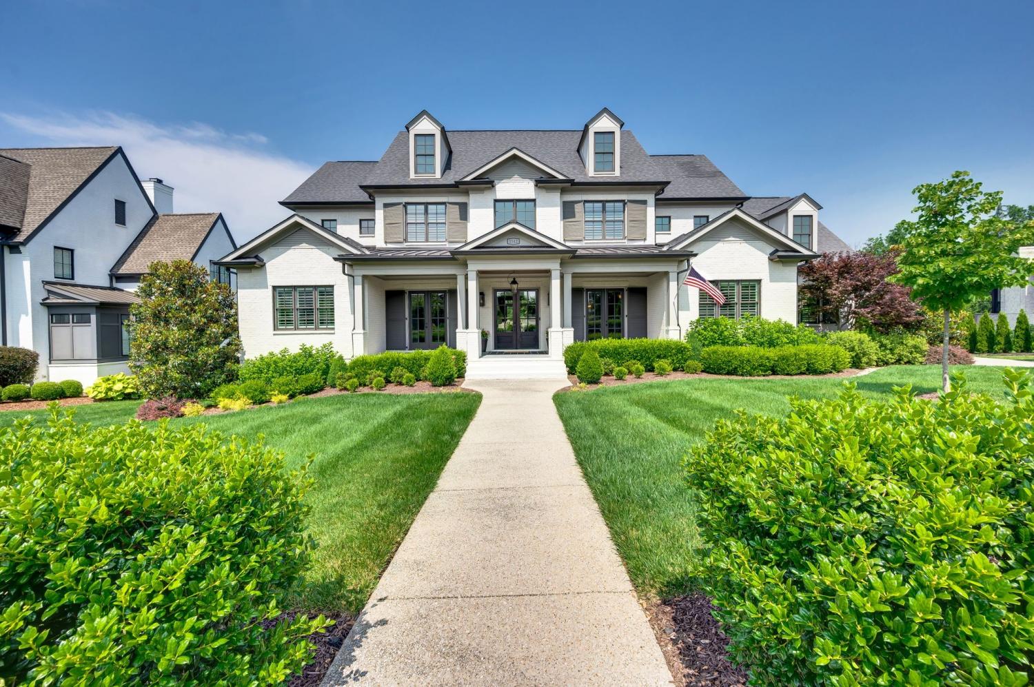 1542-Amesbury-Ln For Sale