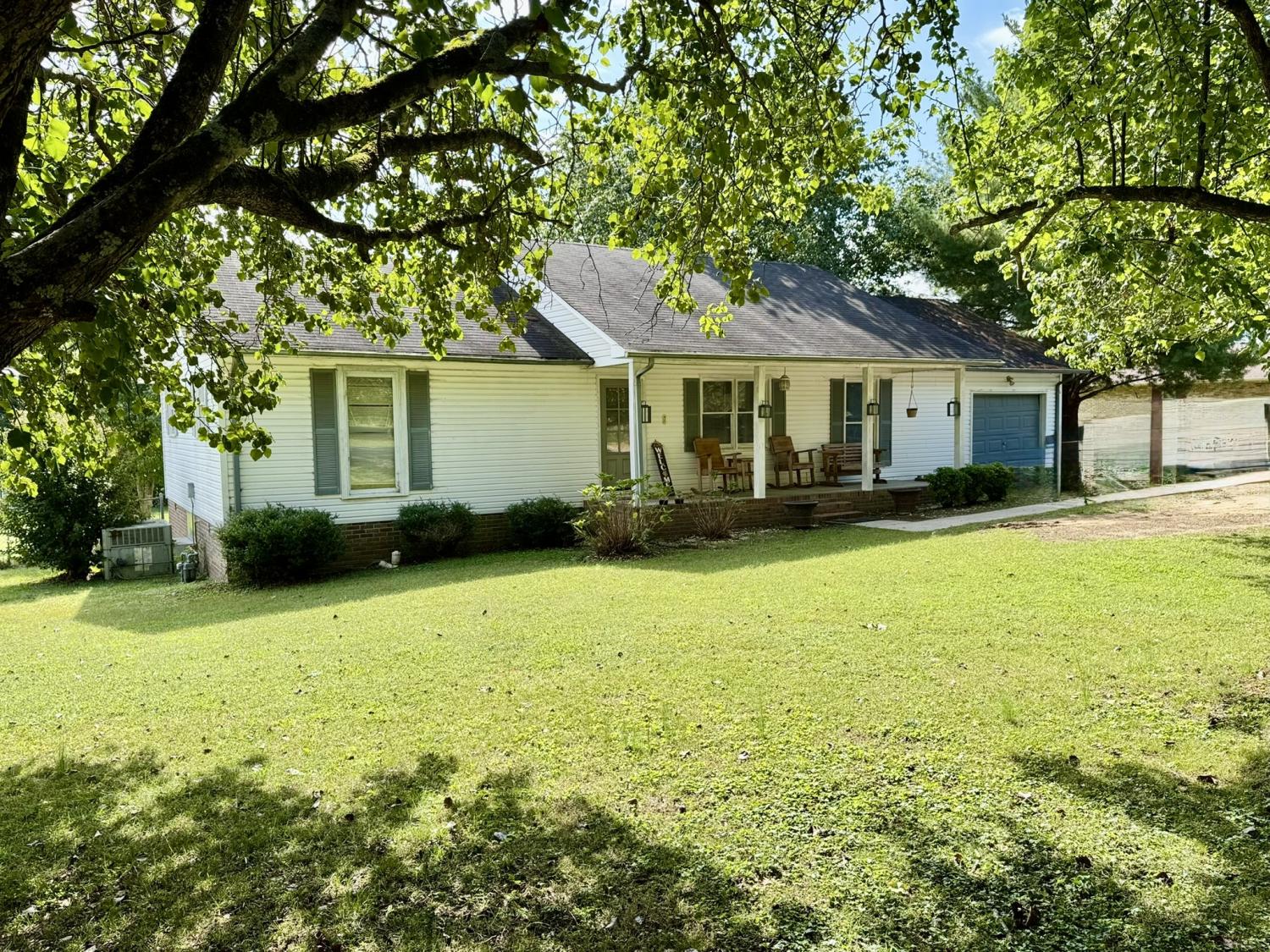 70-Woods-Edge-Rd For Sale