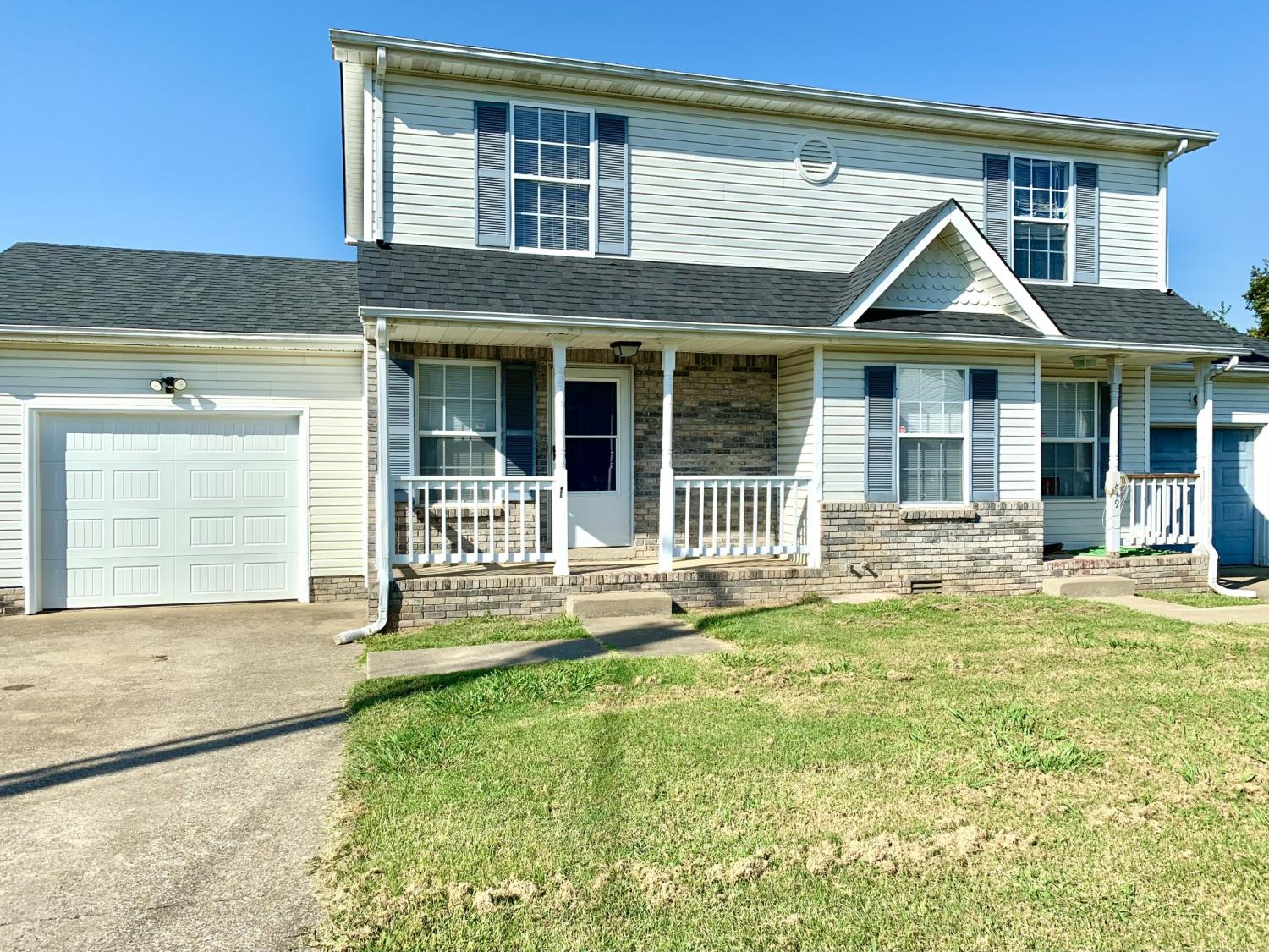 811-Flyer-Ct For Sale
