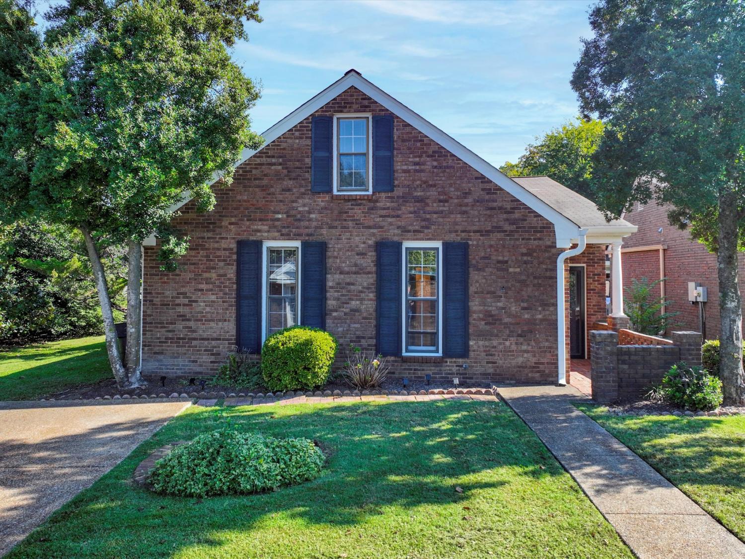 1129-W-Main-St For Sale