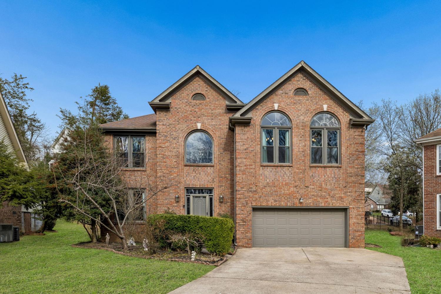 2213-S-Ashford-Ct For Sale