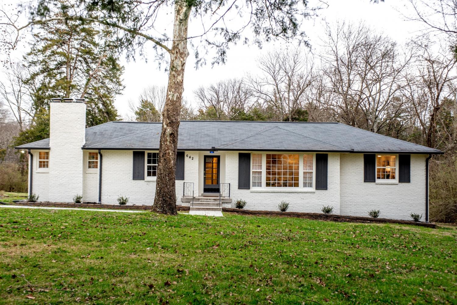 642-Brook-Hollow-Rd For Sale