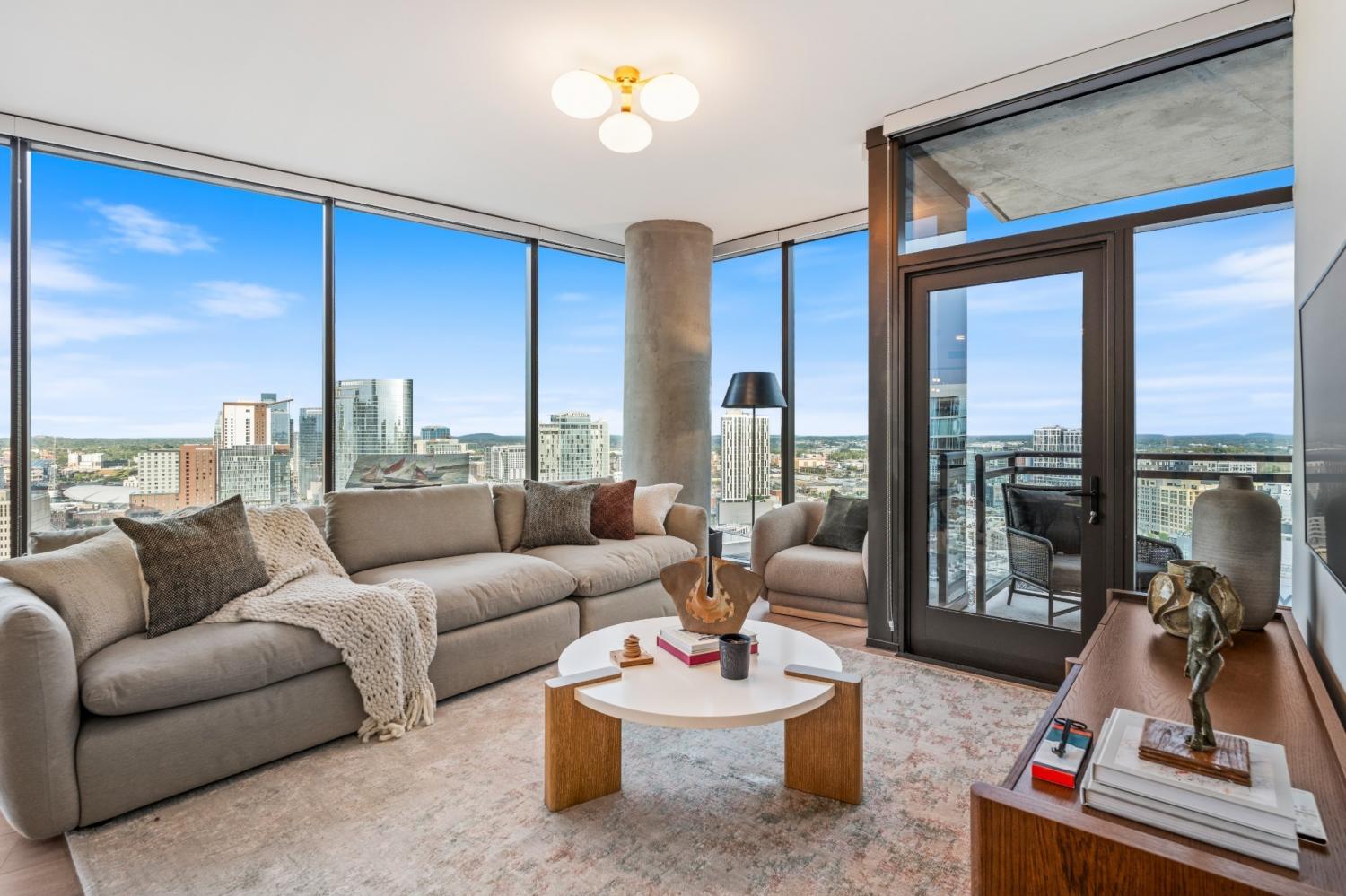 1212-Demonbreun-St For Sale