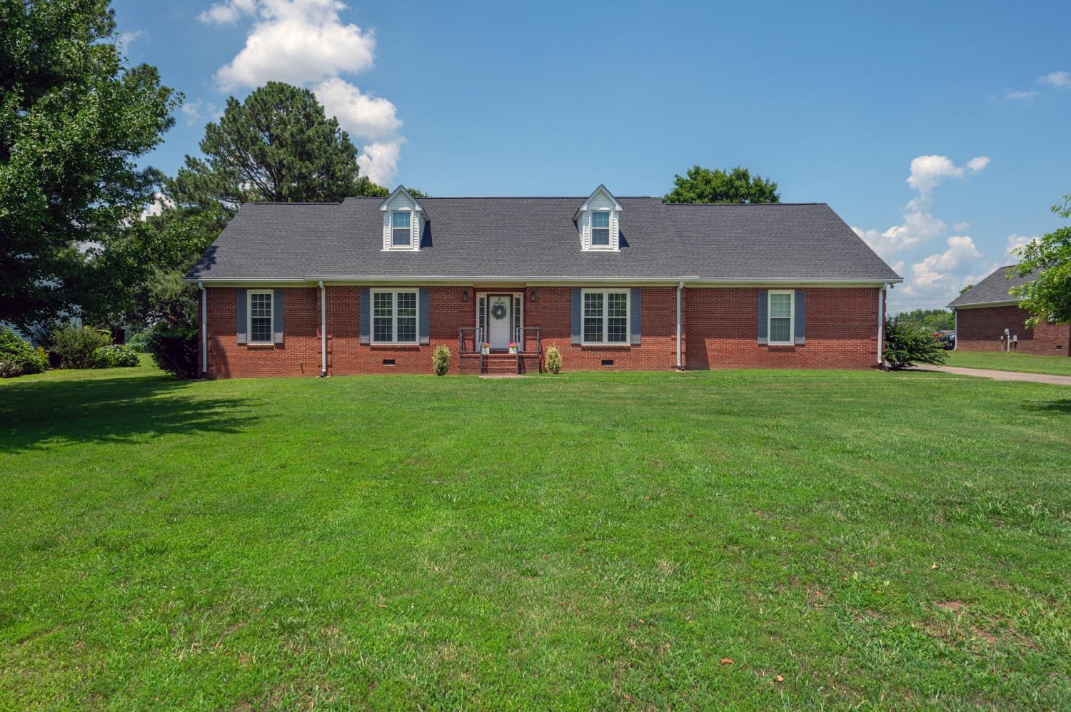 215-W-Longview-Dr For Sale
