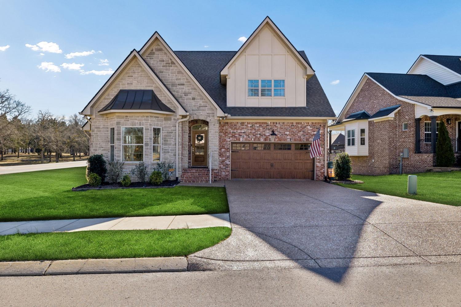 301-Timber-Ln For Sale