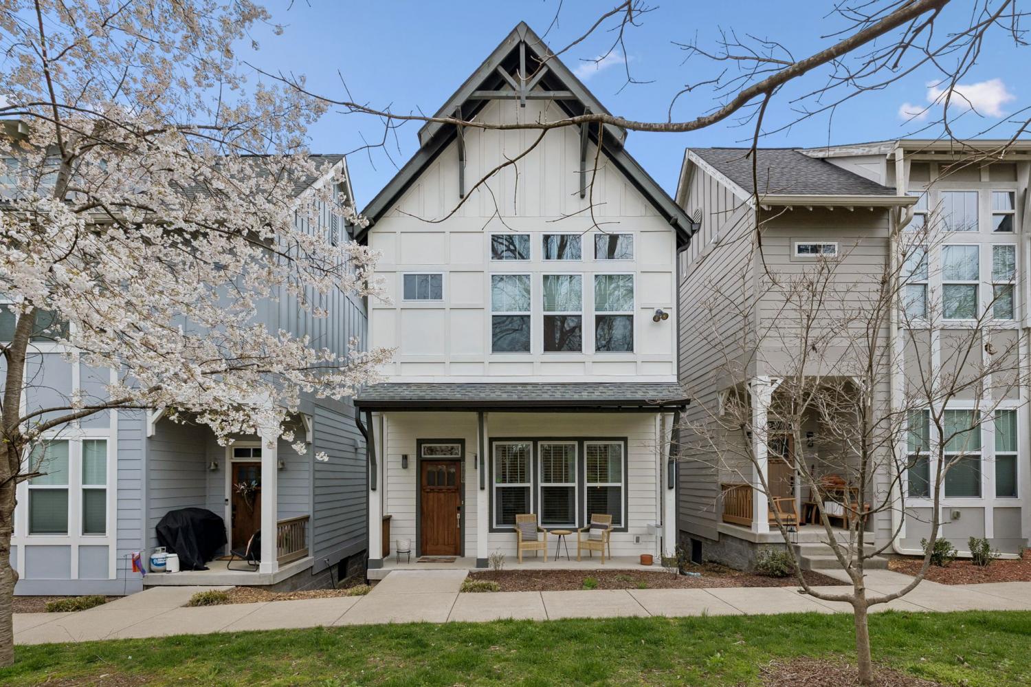 2324-Riverside-Dr For Sale