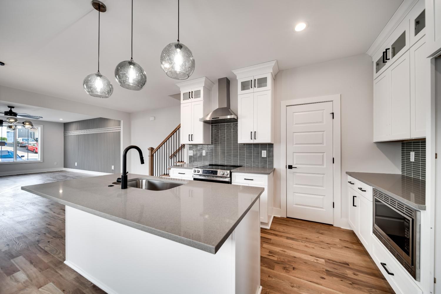 2120B-Burns-St For Sale