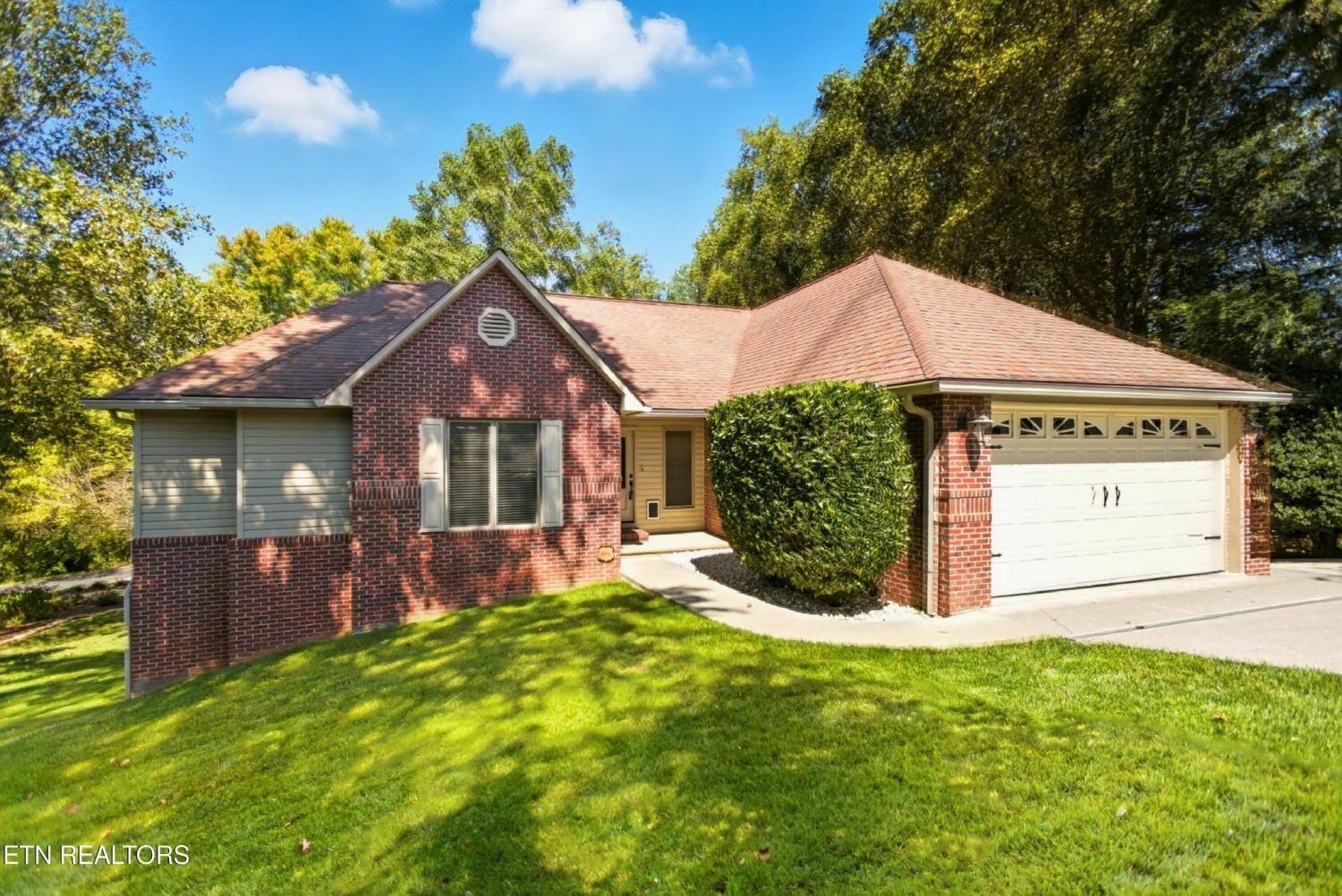 407-Tecumseh-Point For Sale