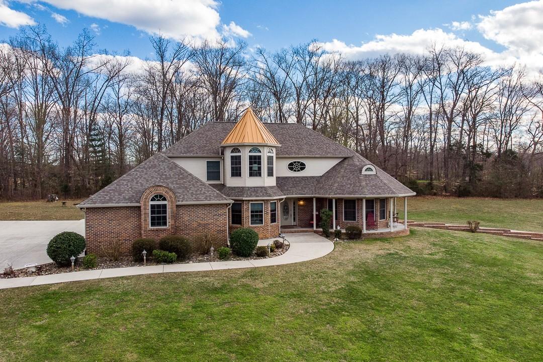 168-Maple-Valley-Ln For Sale