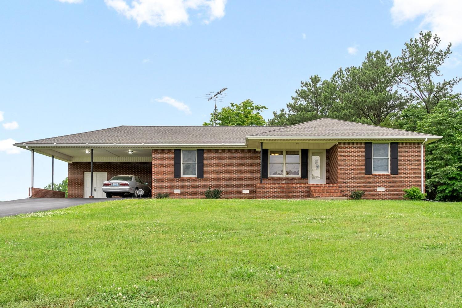 6525-Greenville-Rd For Sale