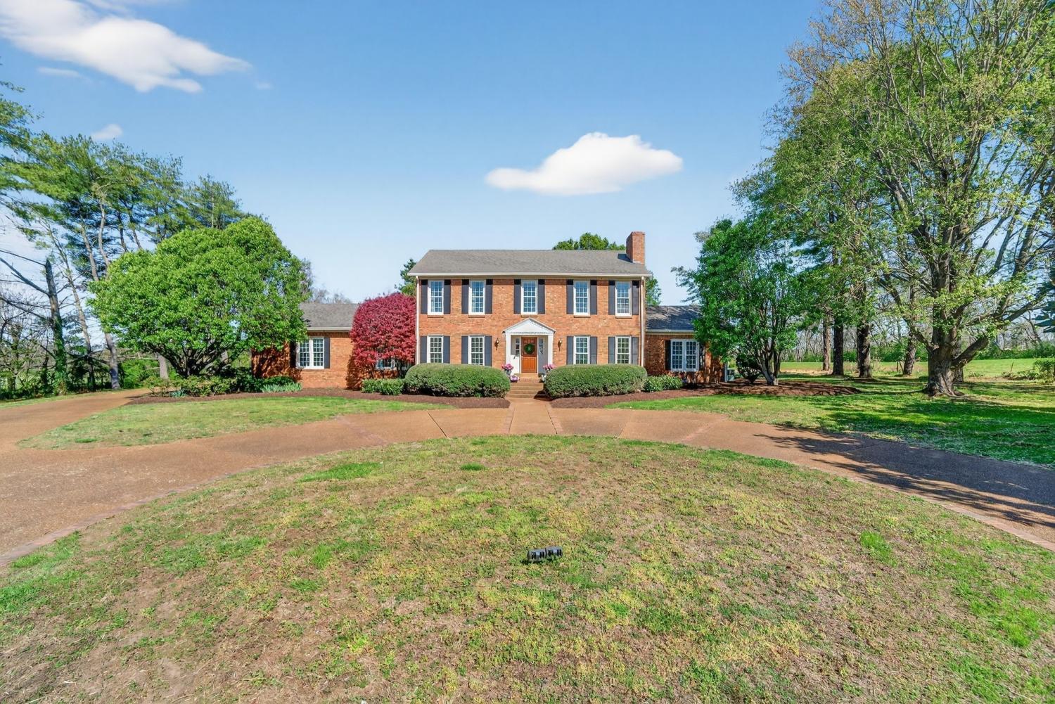 Mount Pleasant Middle School Property for Sale