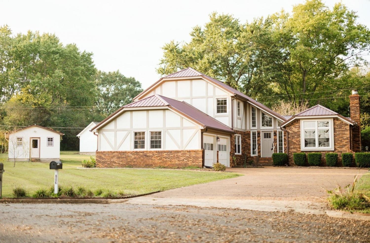 806-Sharon-Cir For Sale