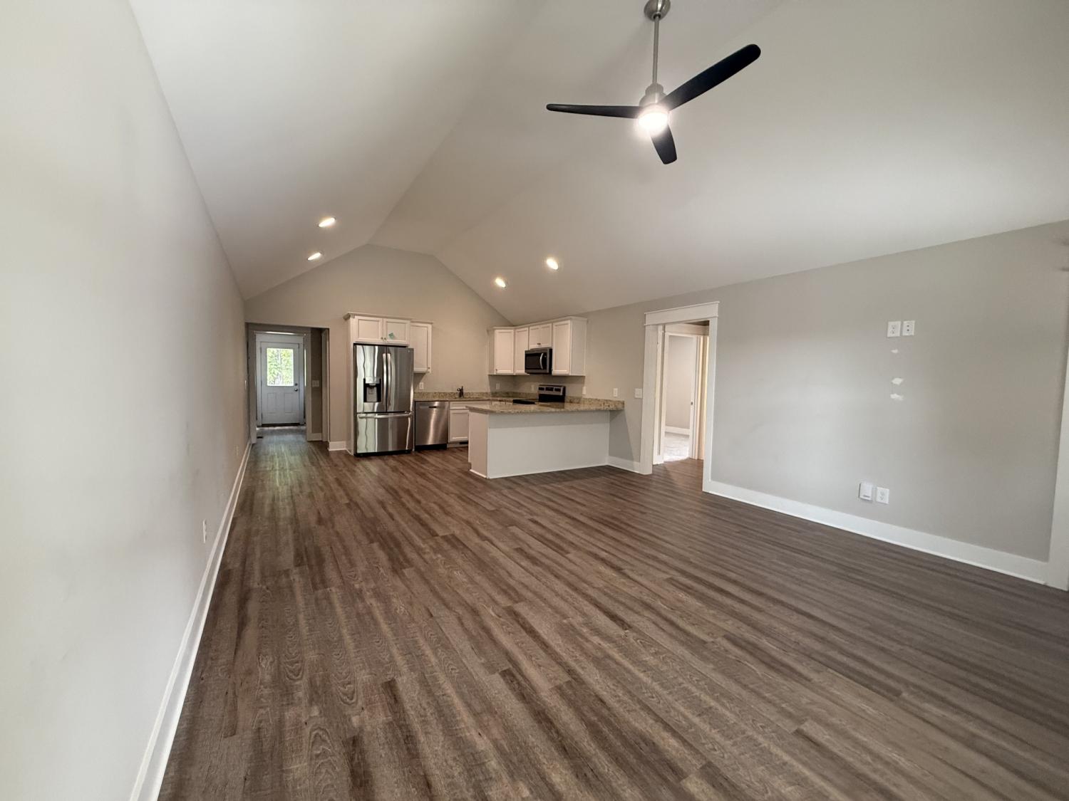 103C-Oak-Park-Dr For Sale