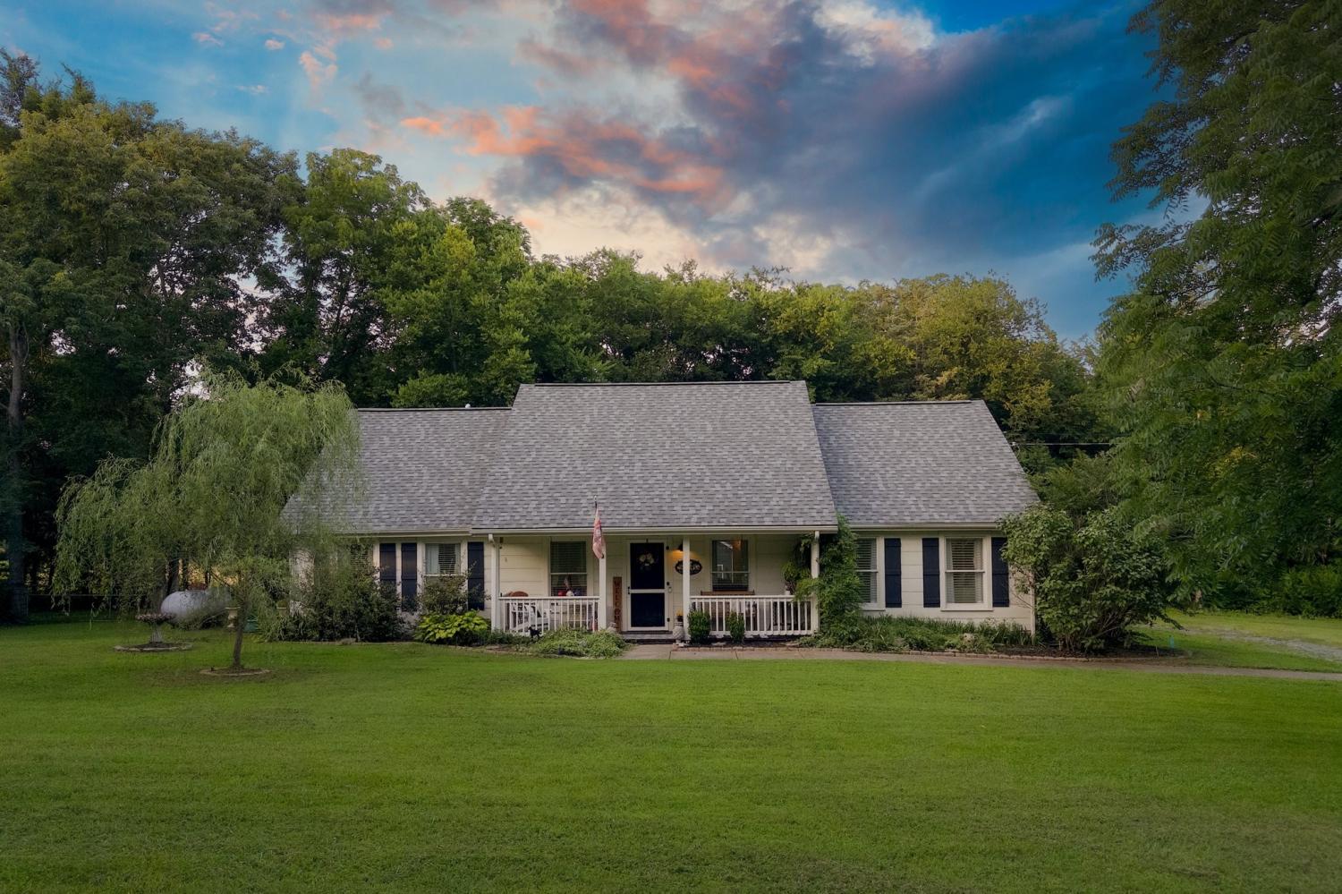 10523-E-Lyon-Rd For Sale