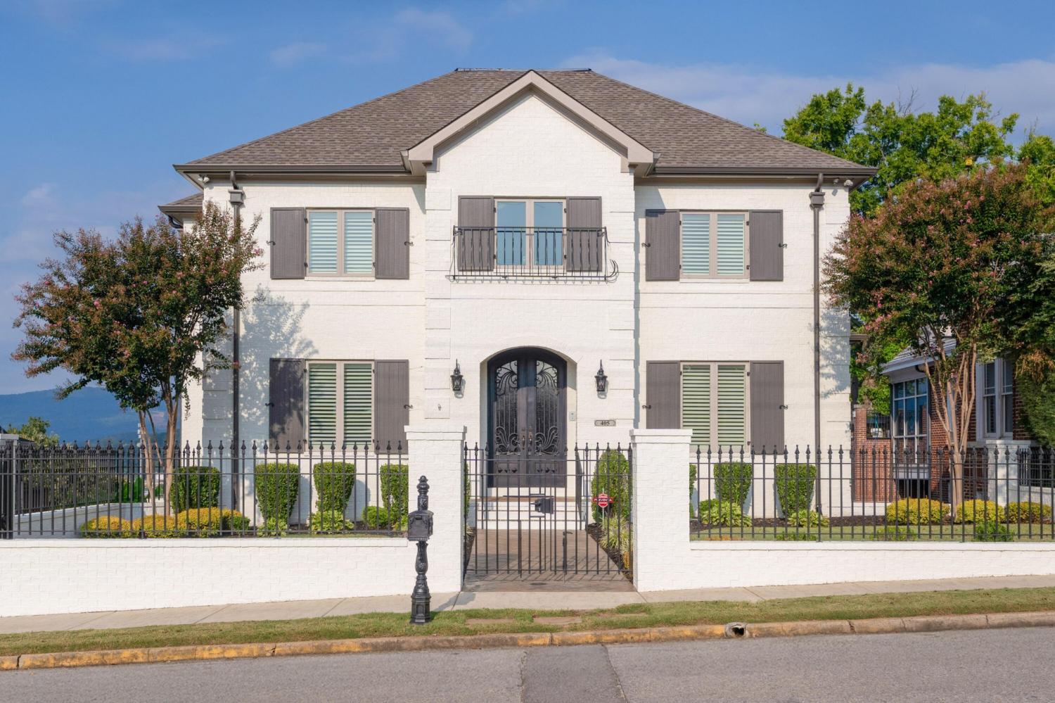 405-Forest-Avenue For Sale