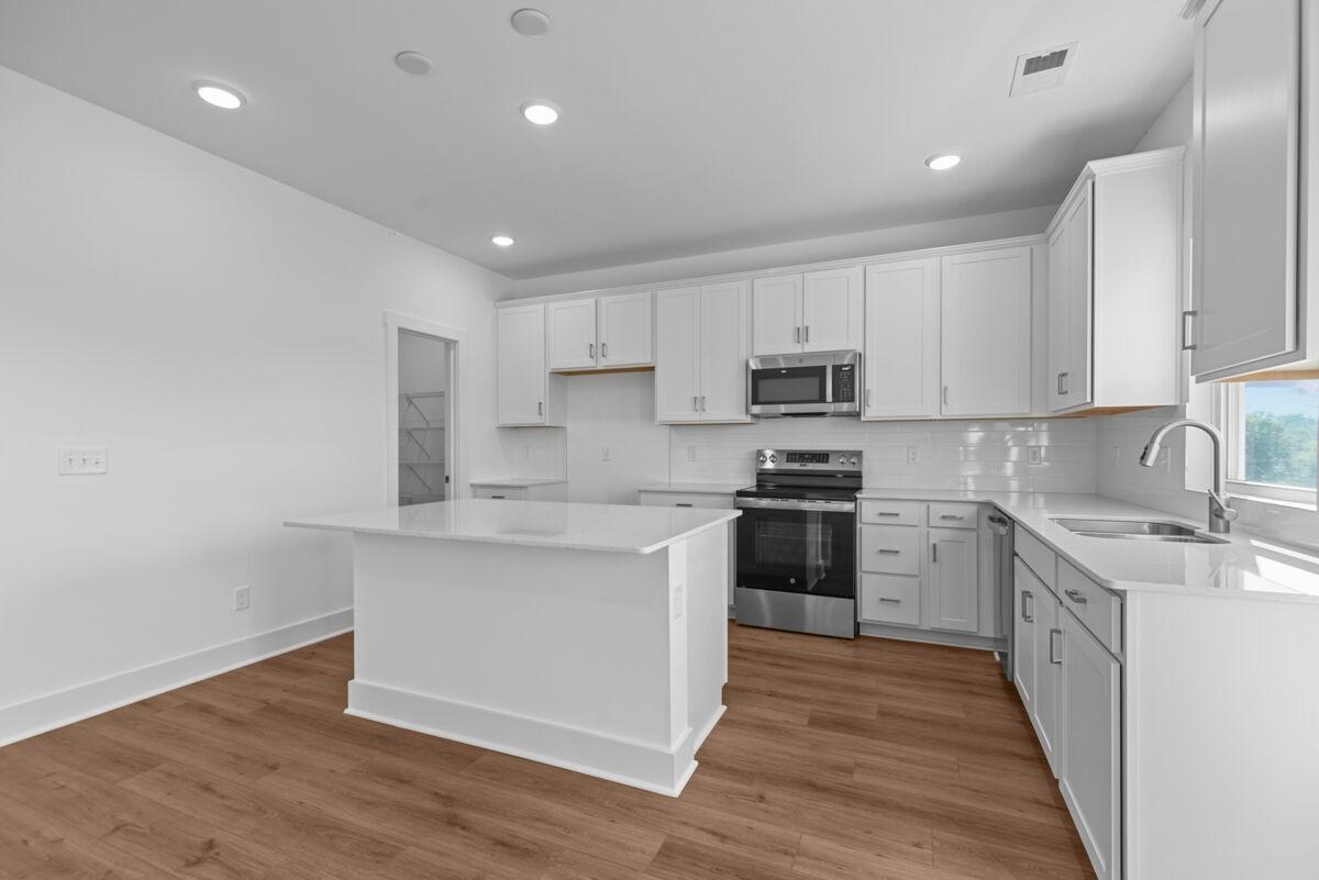 2436T-Hamilton-Lane For Sale