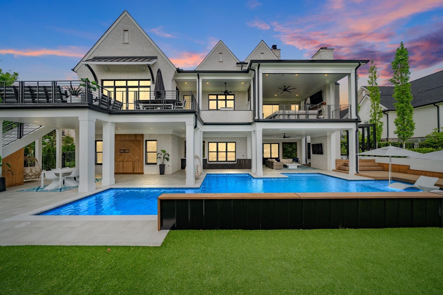 6004-Pelican-Way For Sale