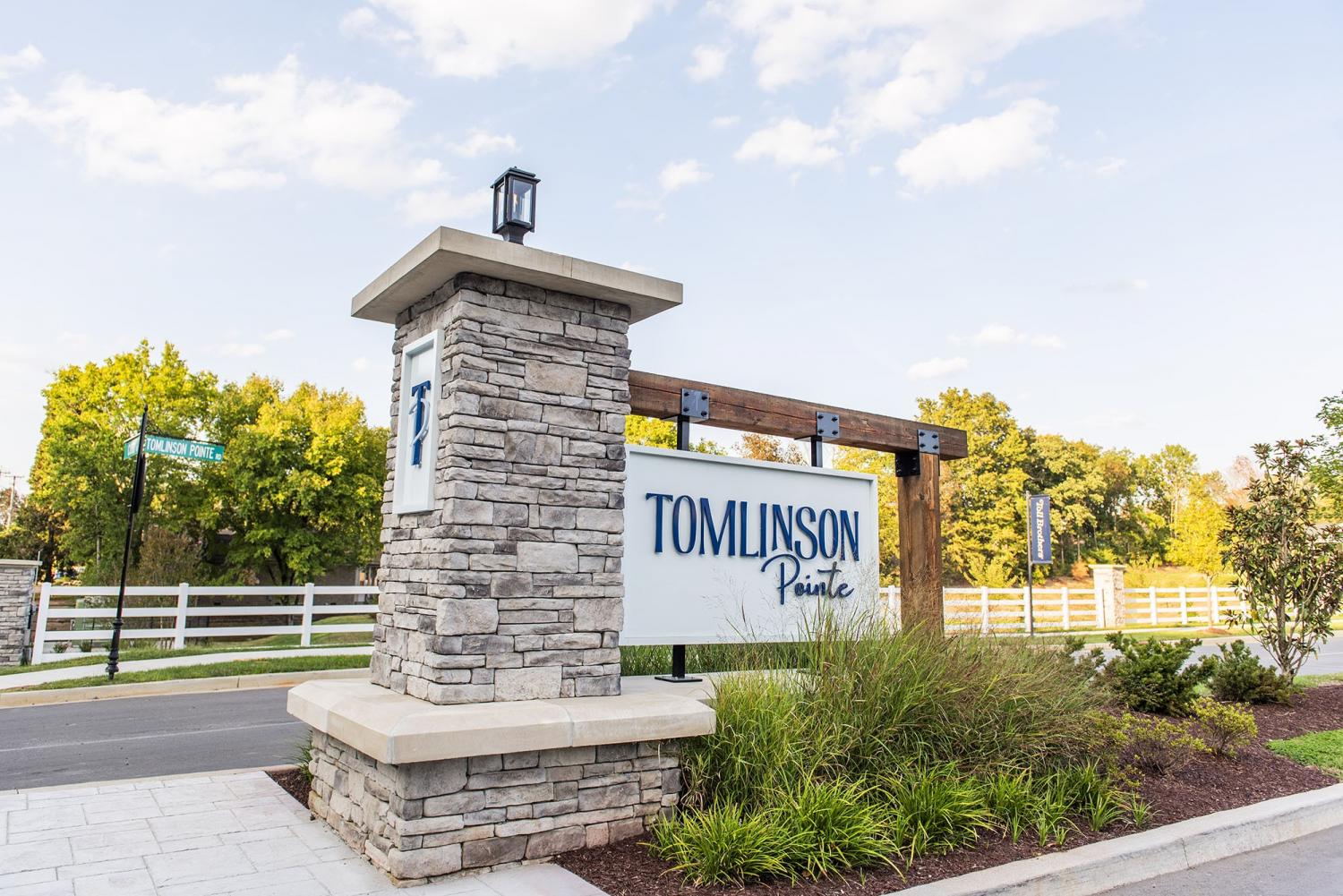 3289-Tomlinson-Pointe-Dr For Sale