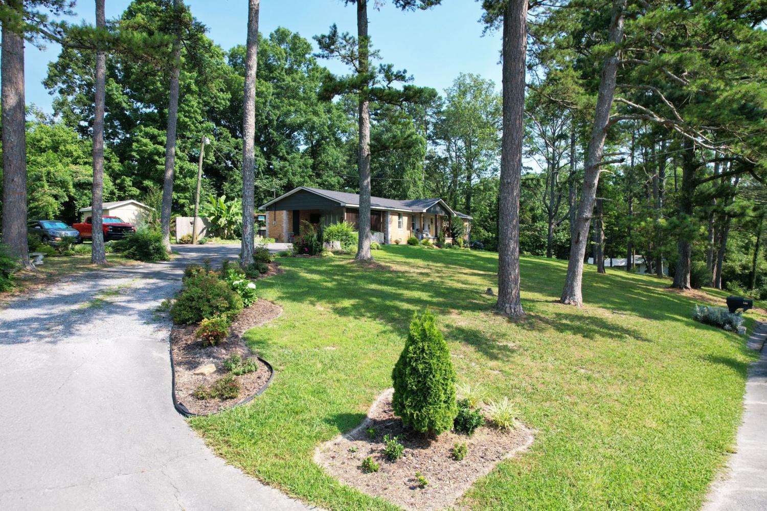 1600-Ridgeview-St--SE For Sale