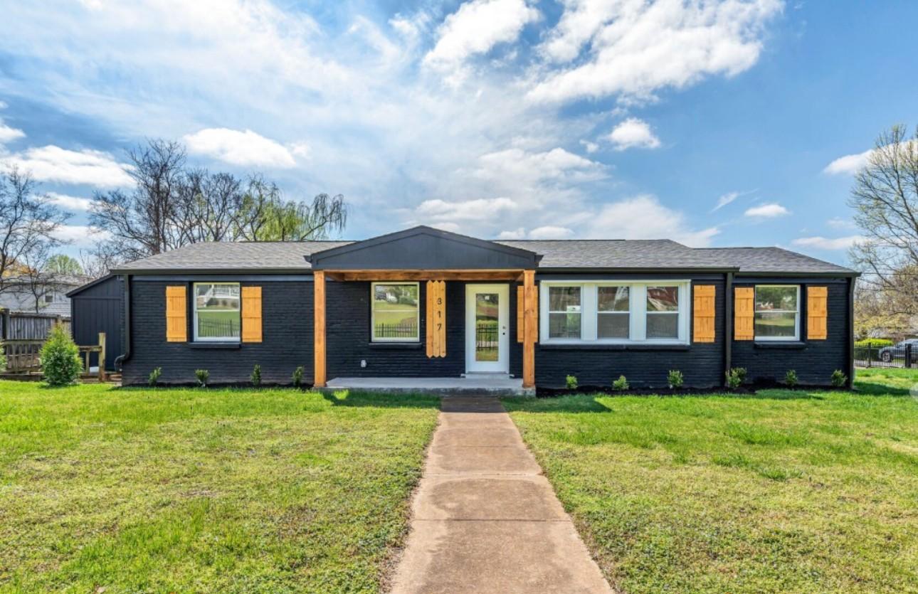 317-Rosebank-Ave For Sale