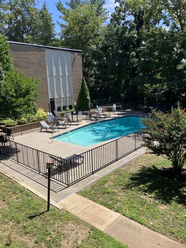 3831-West-End-Ave For Sale