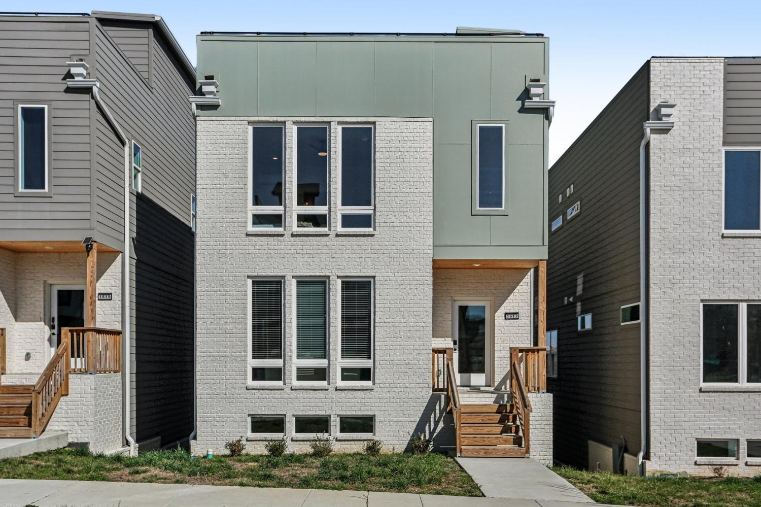 1617-Hampton-St--W For Sale