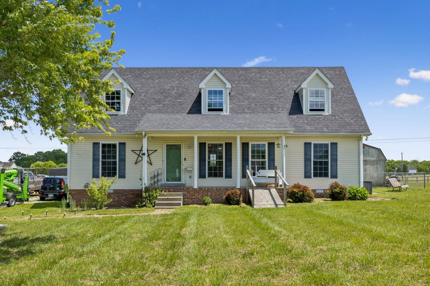 1044-Robert-Elder-Ct For Sale