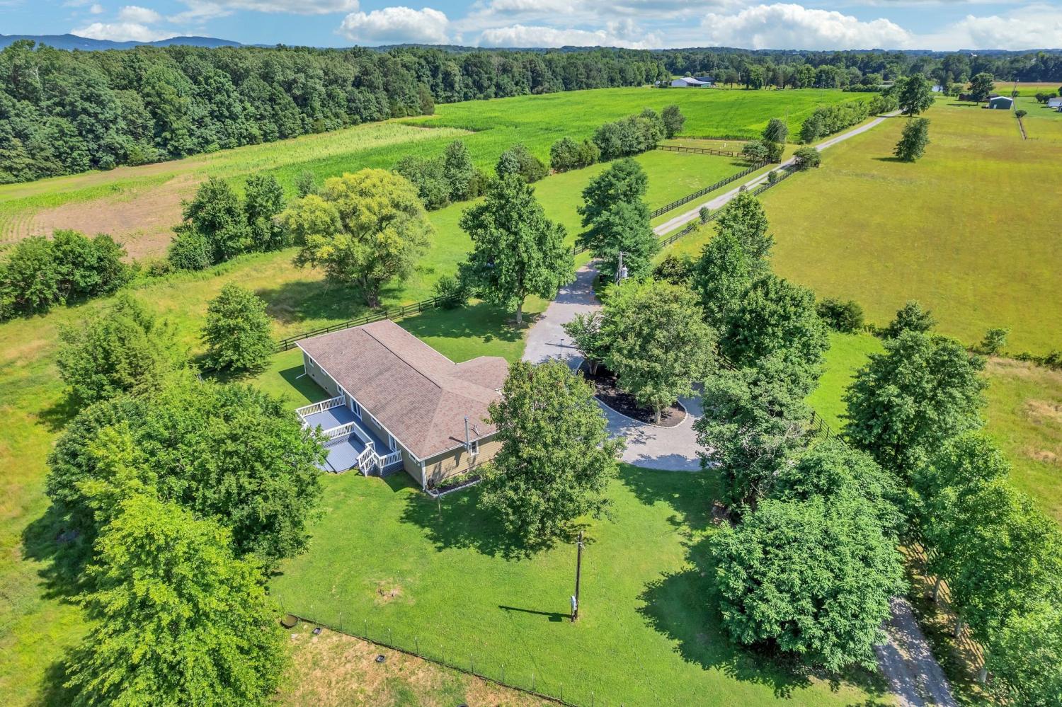 590-Squire-Jones-Rd For Sale