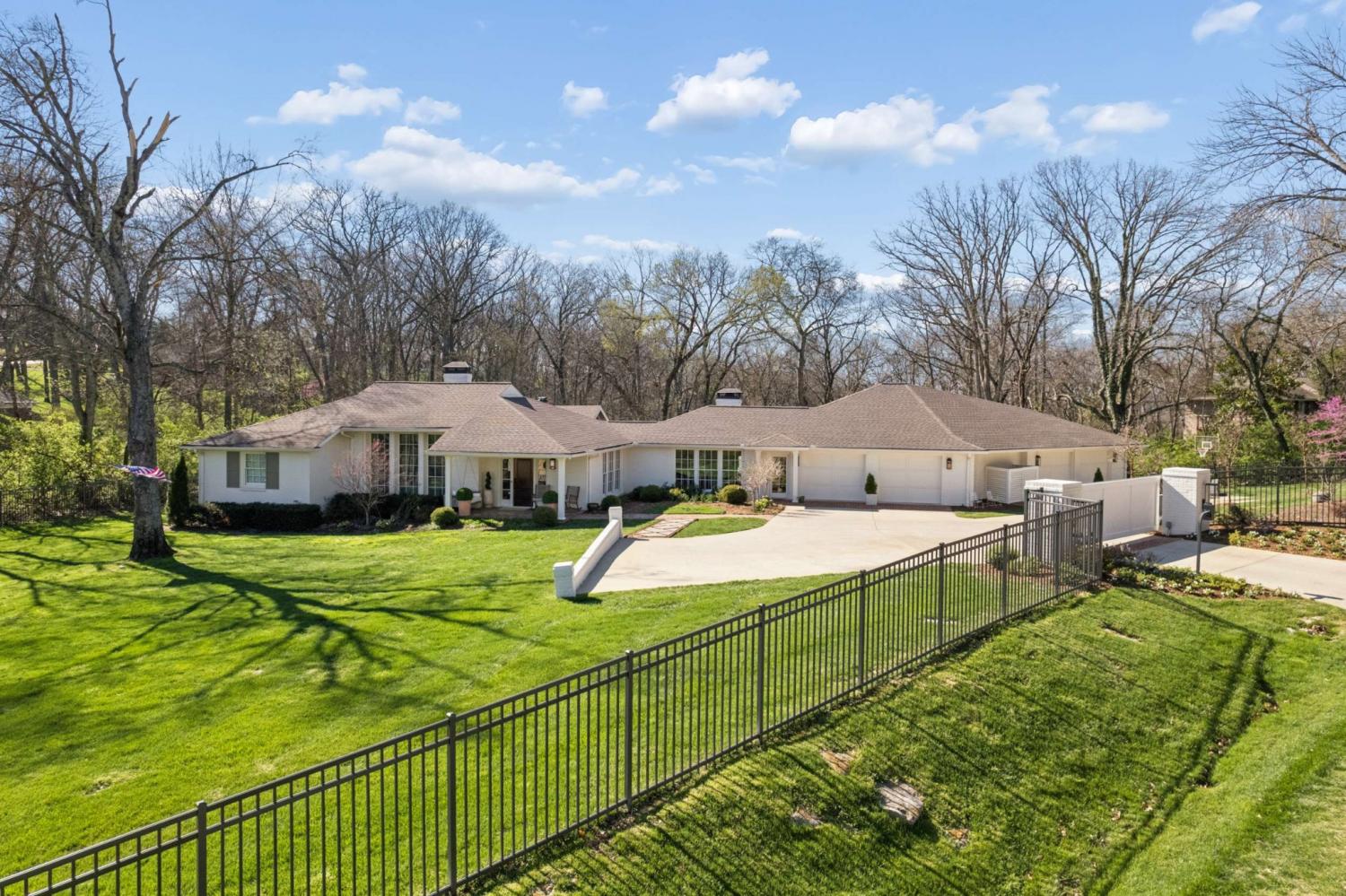 6010-Hickory-Valley-Rd For Sale