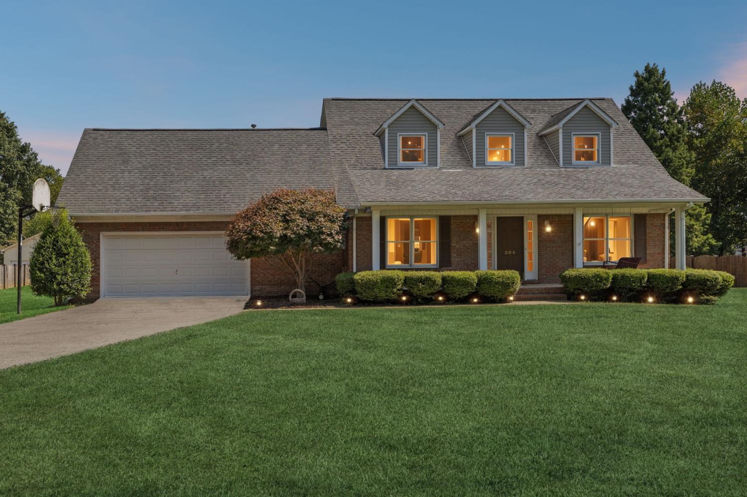 304-Gray-Ln For Sale