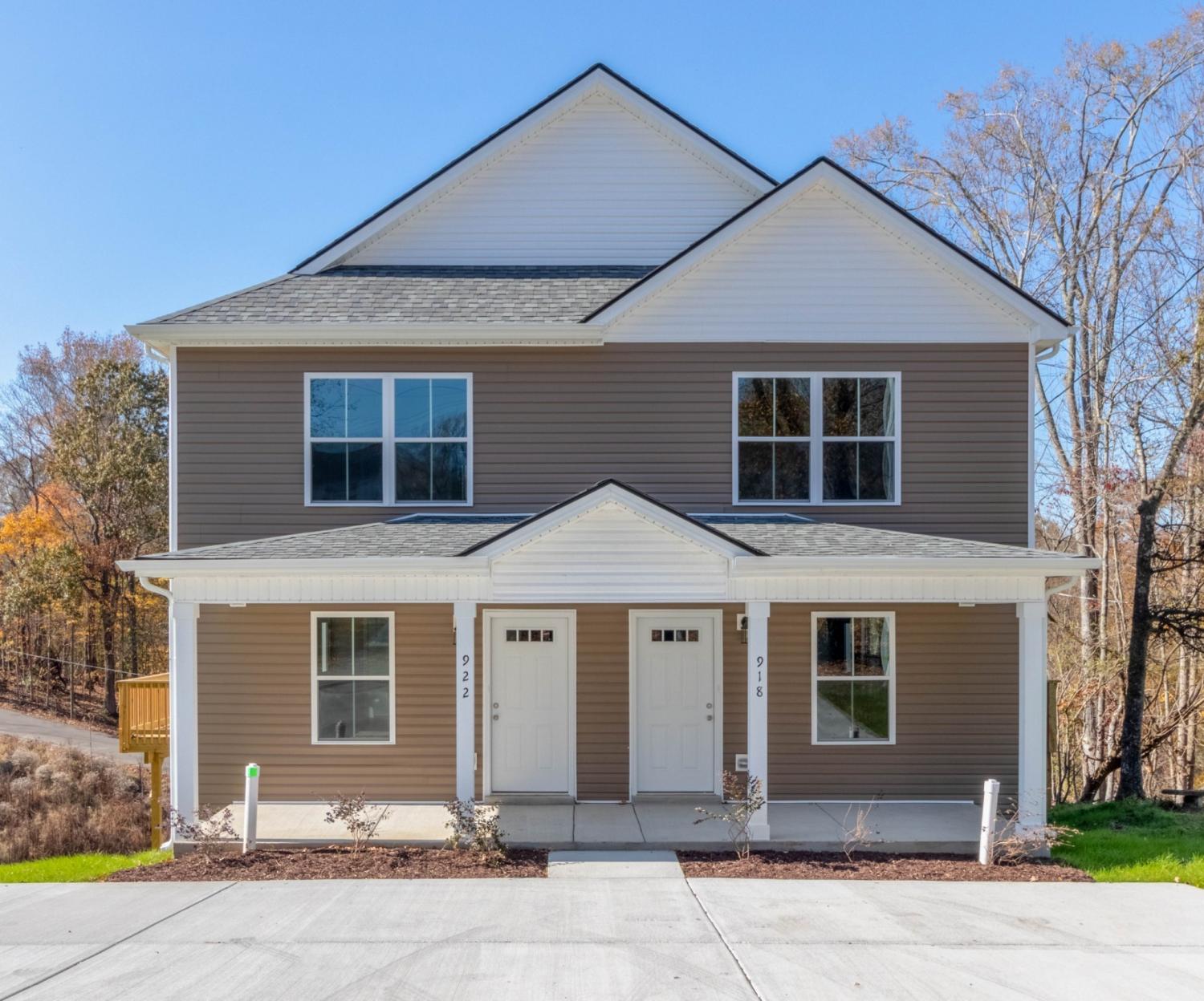 922-E-Happy-Hollow-Dr For Sale
