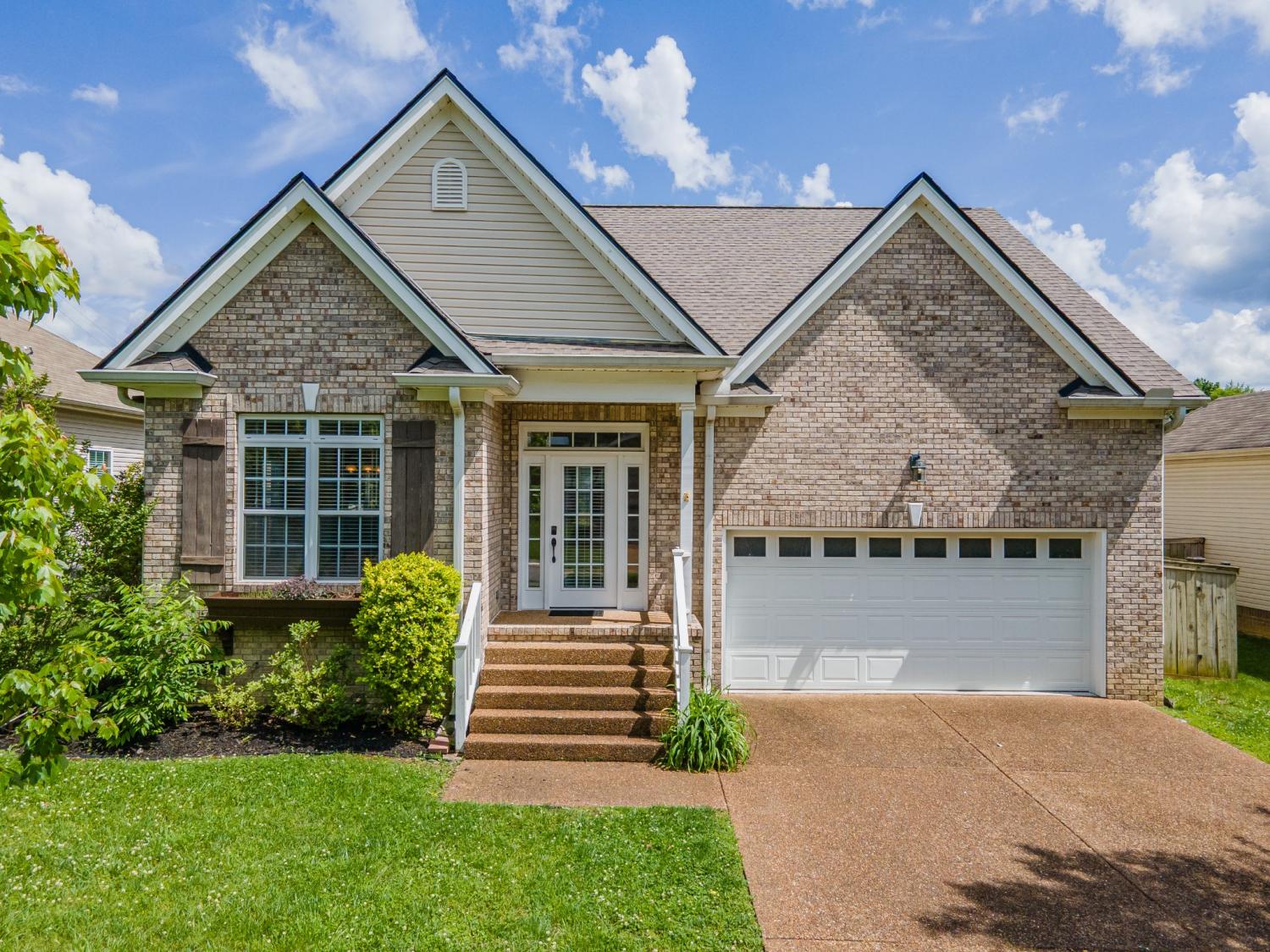 1093-Golf-View-Way For Sale