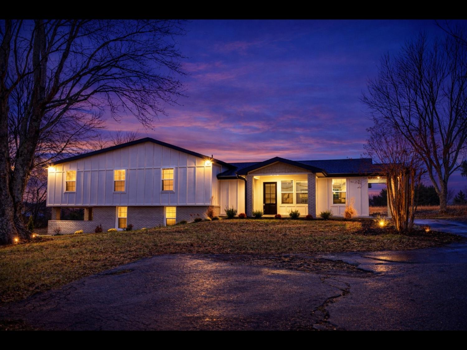 1877-Airport-Lake-Rd For Sale