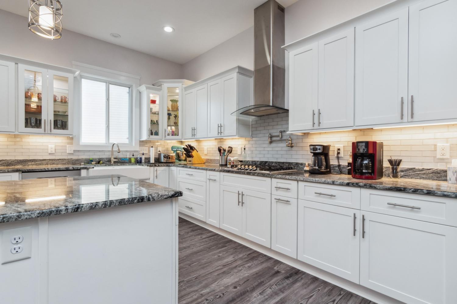 209-Augusta-Ave For Sale