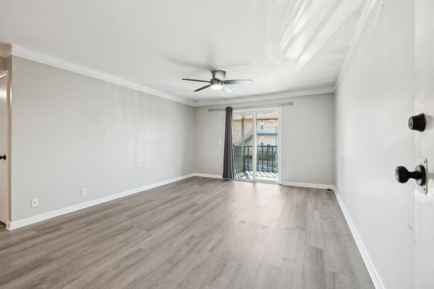 555-DuPont-Ave--N For Sale