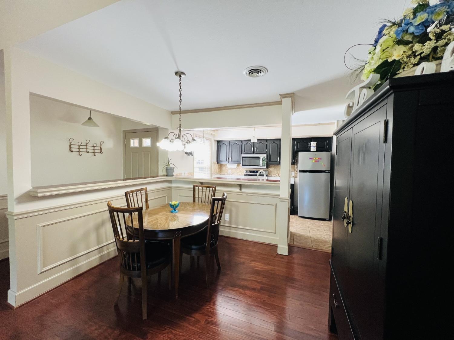 207-Village-Cir--W For Sale