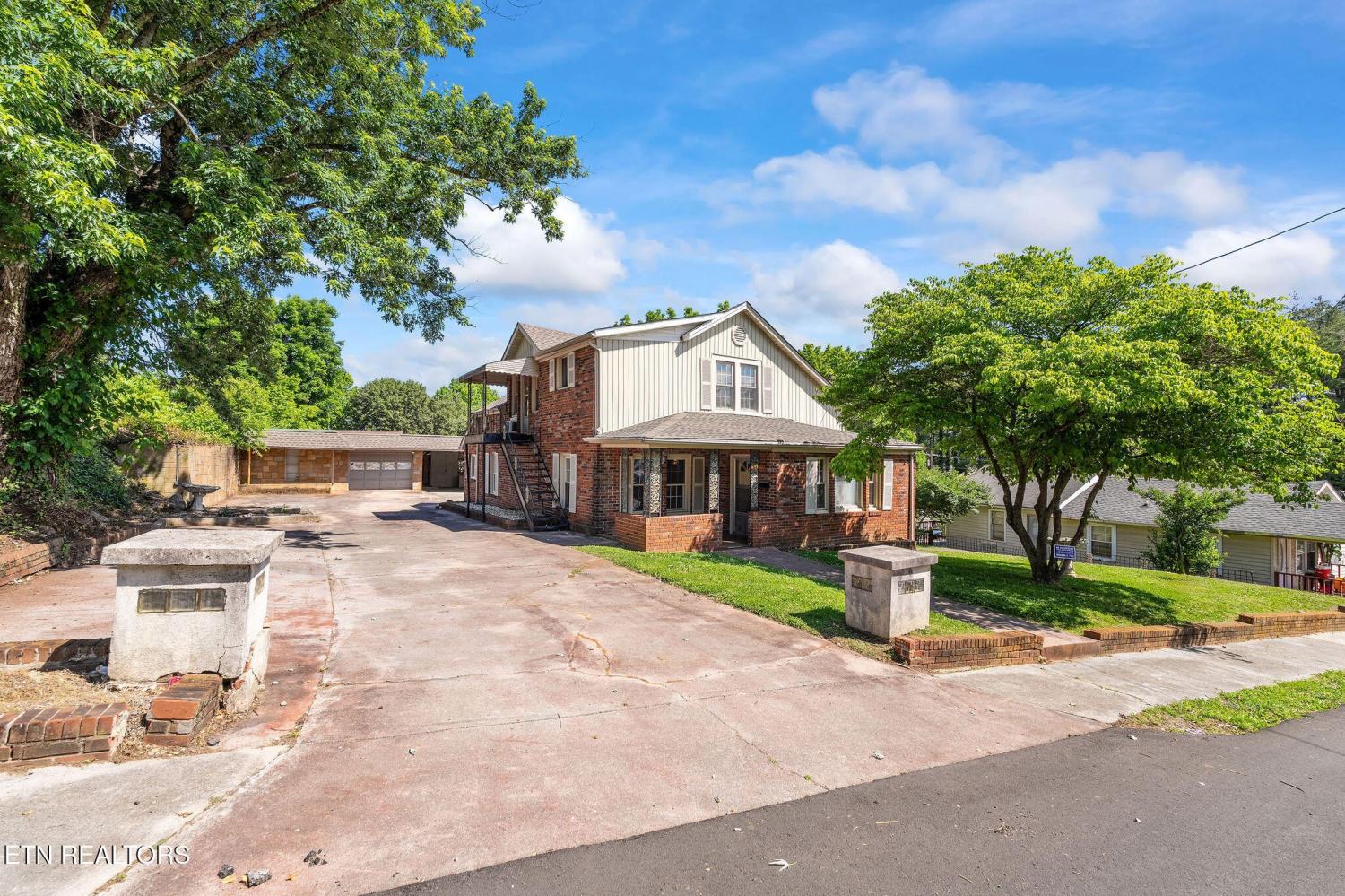 303-E-Louise-Ave For Sale