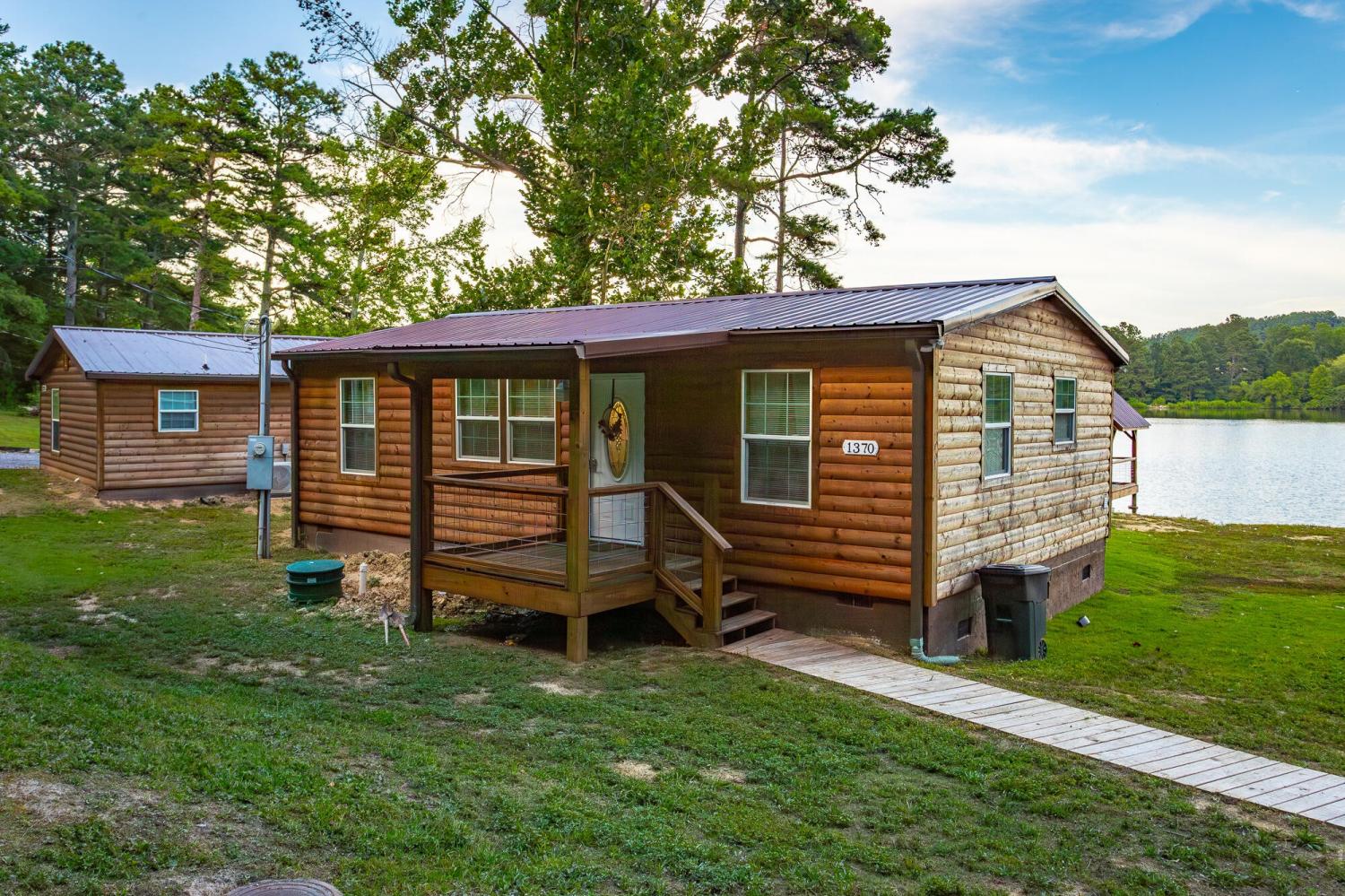 13701372-Peggy-Lane For Sale