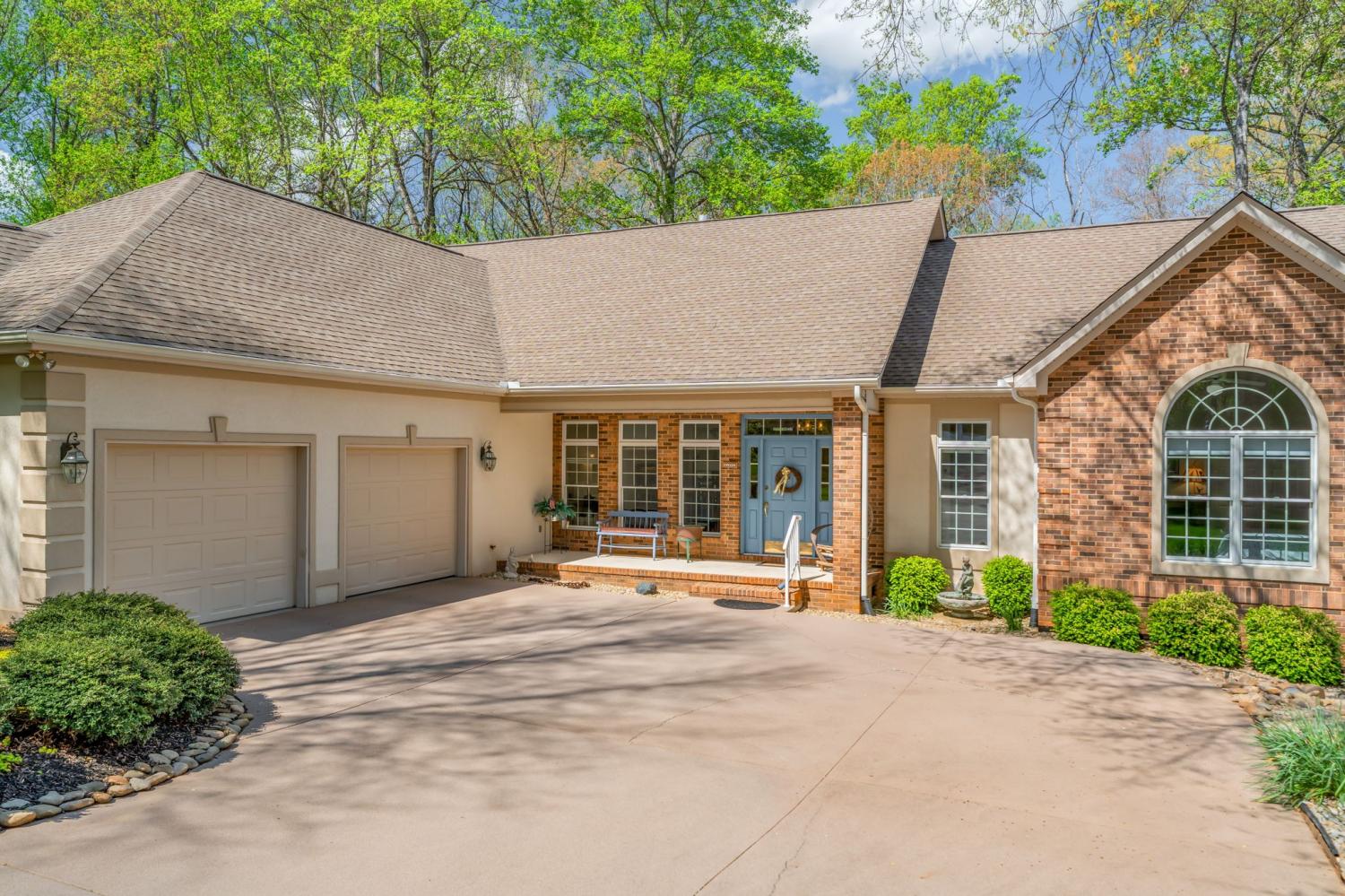 124-Geya-Cir For Sale