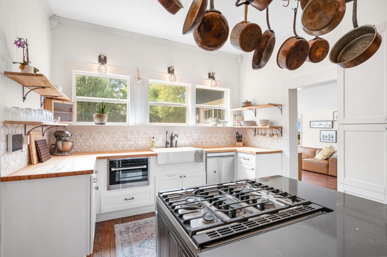 311-W-13th-St For Sale