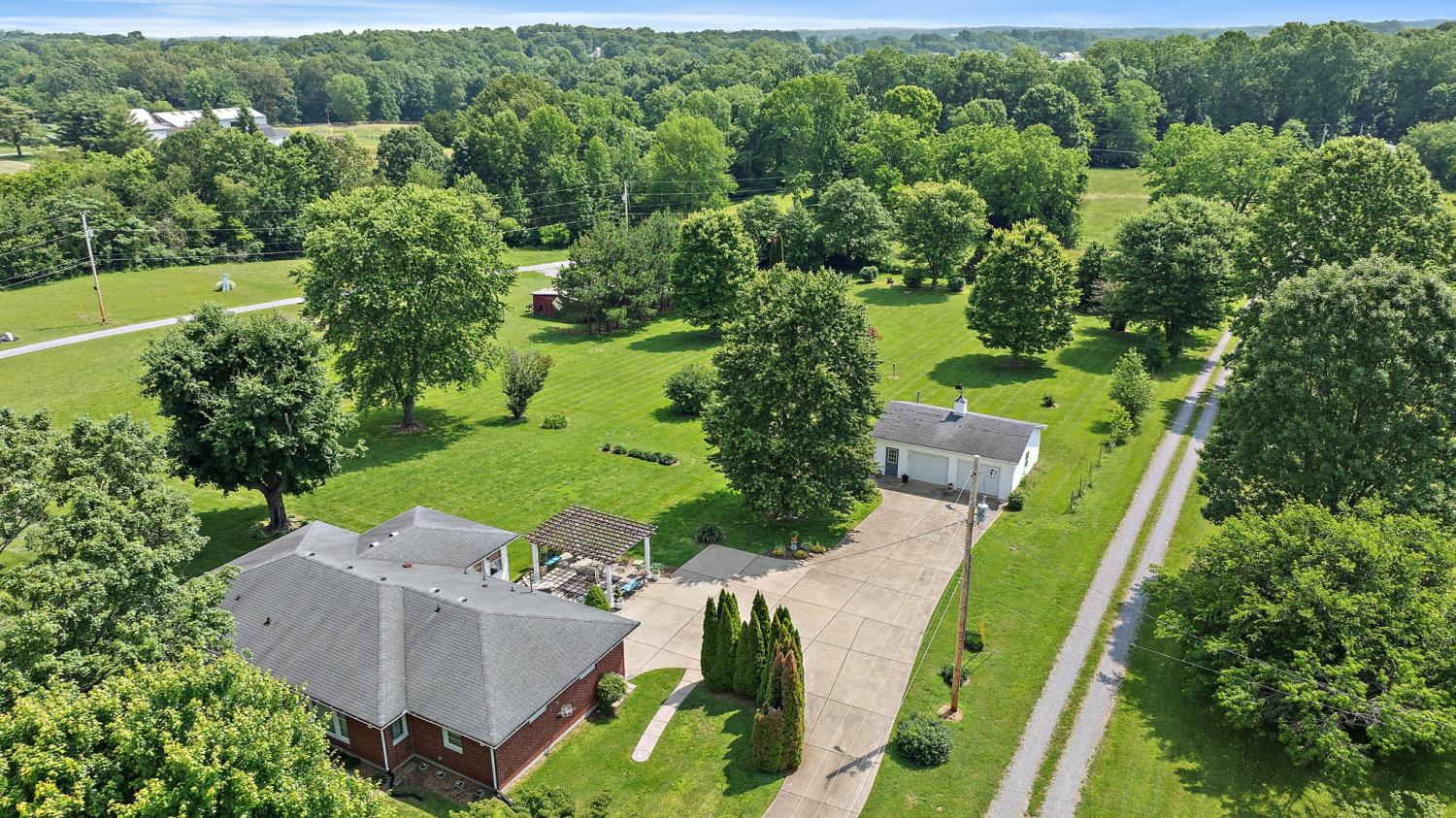 4060-Highway-31--W For Sale