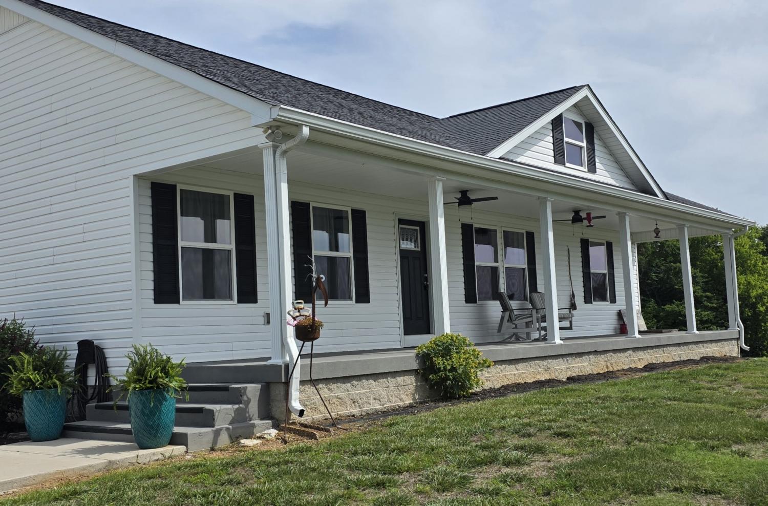 4-Lewis-James-Ln For Sale