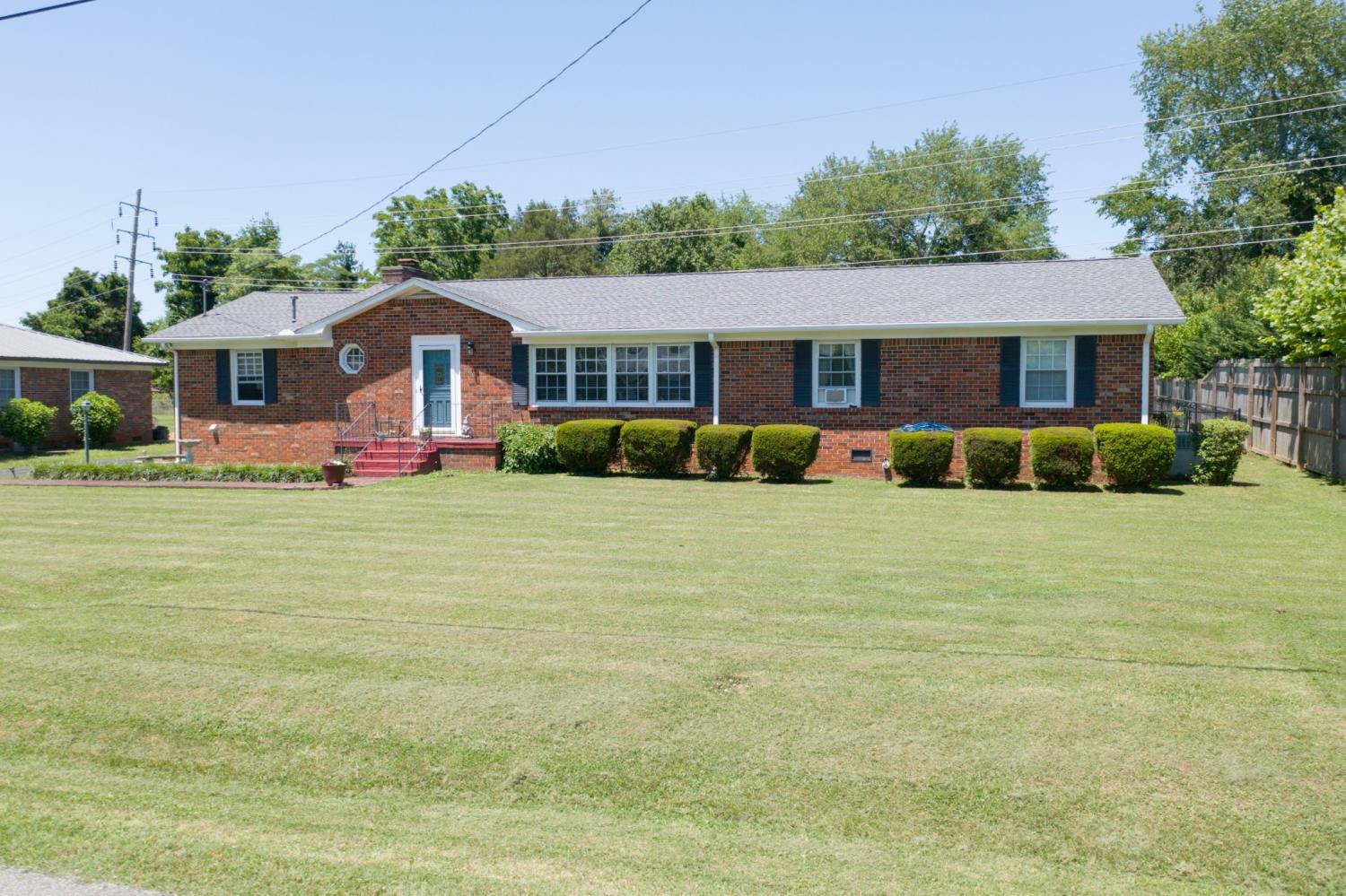 136-Bel-Aire-Dr For Sale