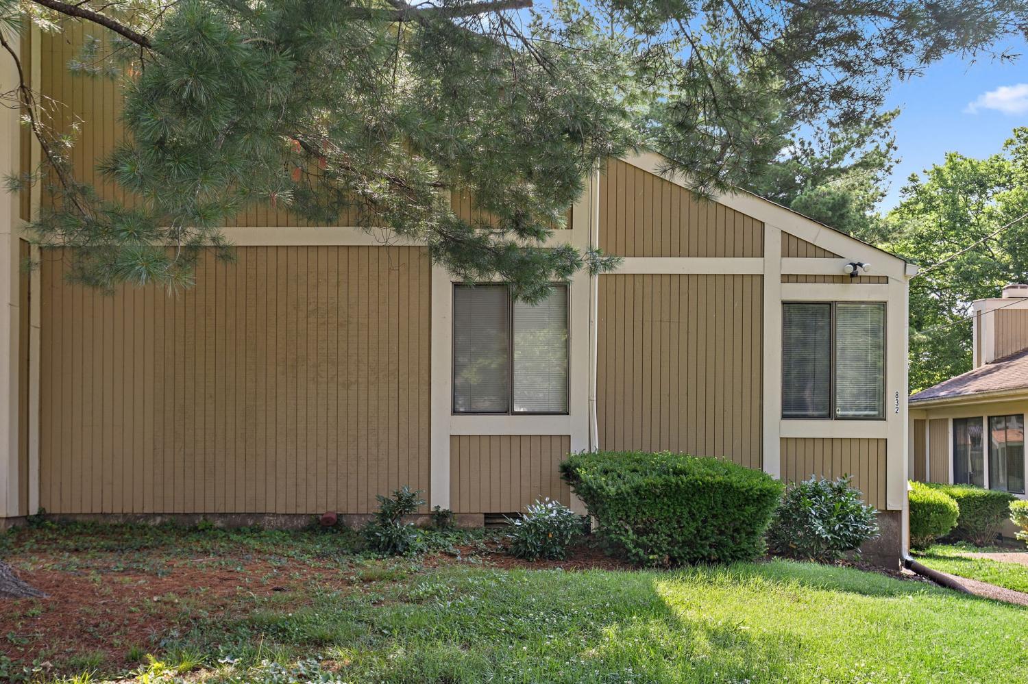 832-Williamsburg-West-Dr For Sale