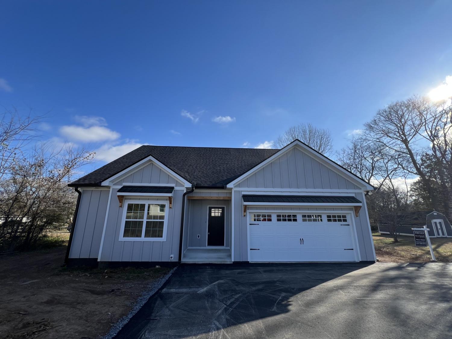 509B-Castle-Heights-Ave For Sale