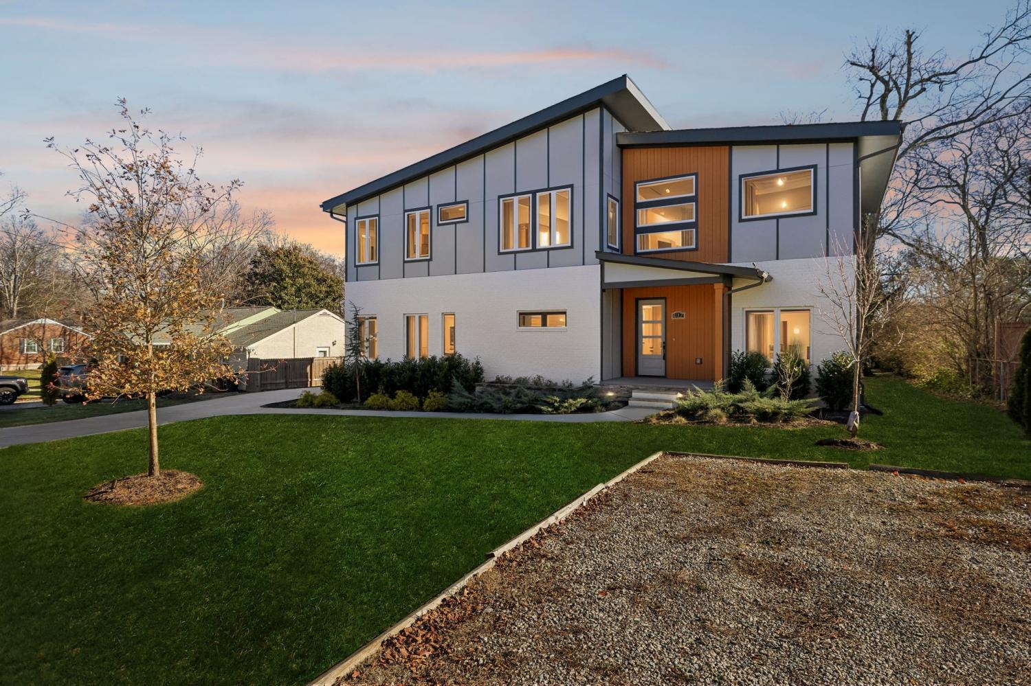 4112-Saunders-Ave For Sale