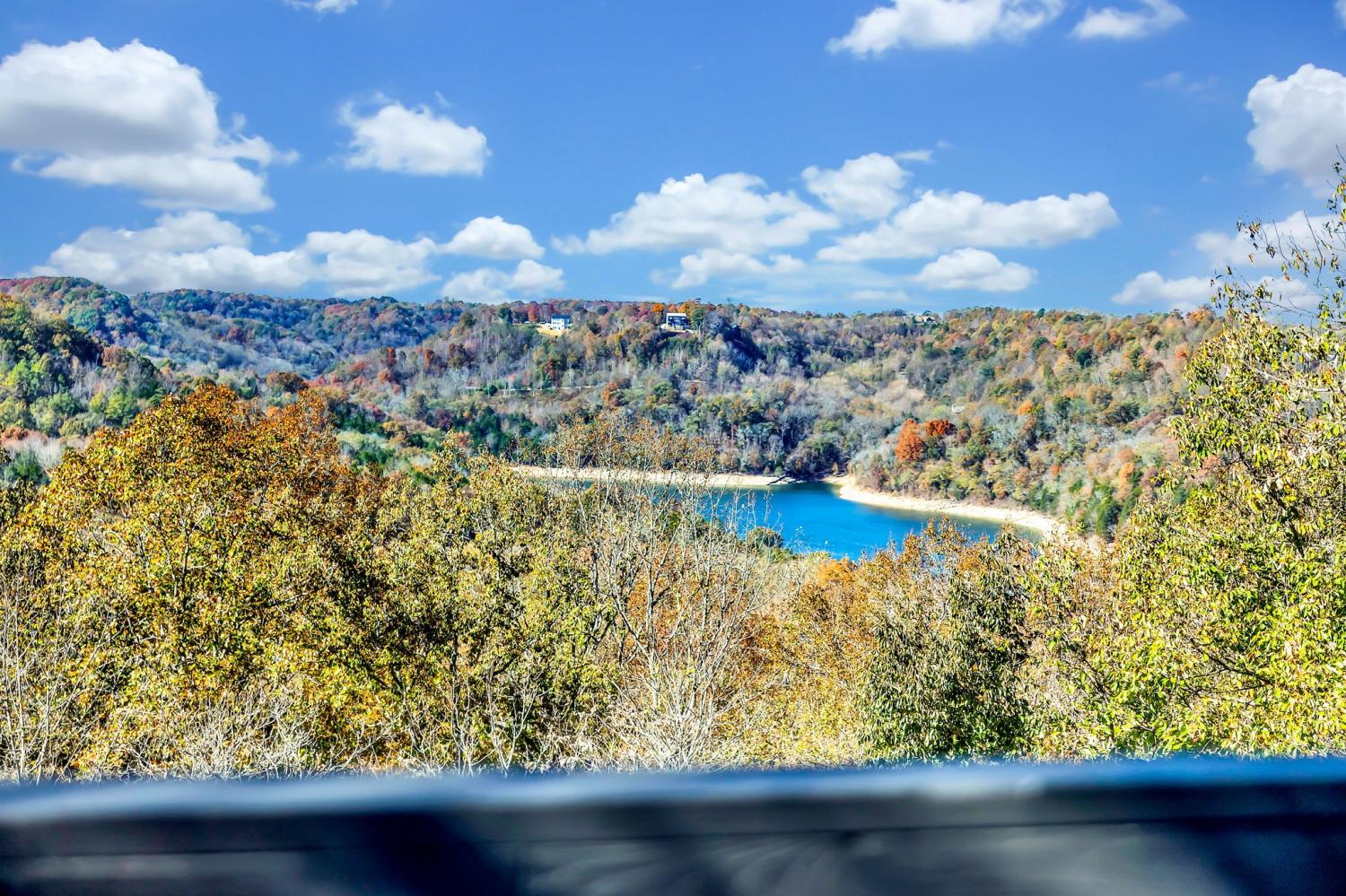 495-Bridgeview-Pl For Sale